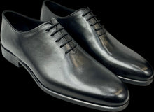 Load image into Gallery viewer, Toledo Whole Cut Oxford Lace Shoe Black Leather